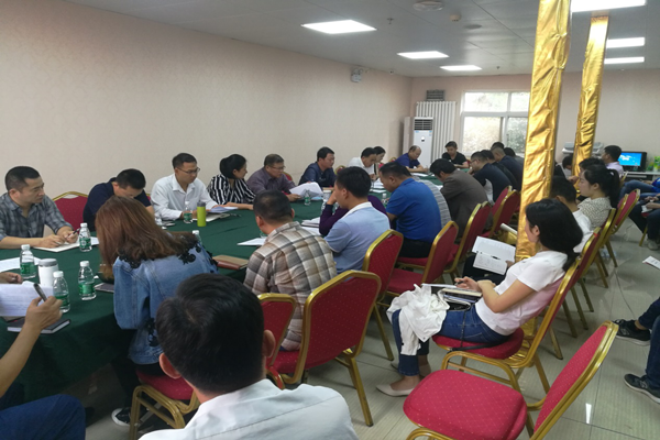 乐鱼注册_乐鱼（中国）
召开西站路道路工程结算审计动员大会