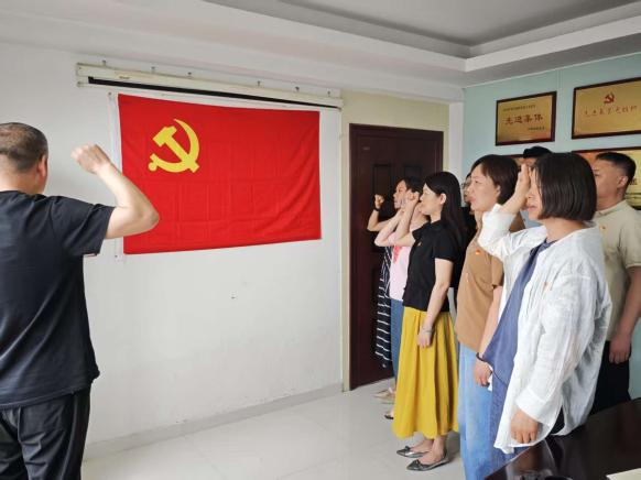严守八项规定 喜迎“七一”华诞——乐鱼注册_乐鱼（中国）
咨询党支部组织开展迎“七一”主题党日活动